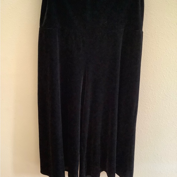 Black velveteen stretch culottes/skirt size 10 - Picture 9 of 9